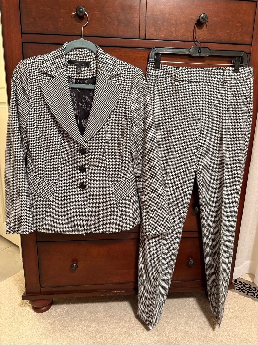 White House Black Market Black & White Houndstooth Pantsuit